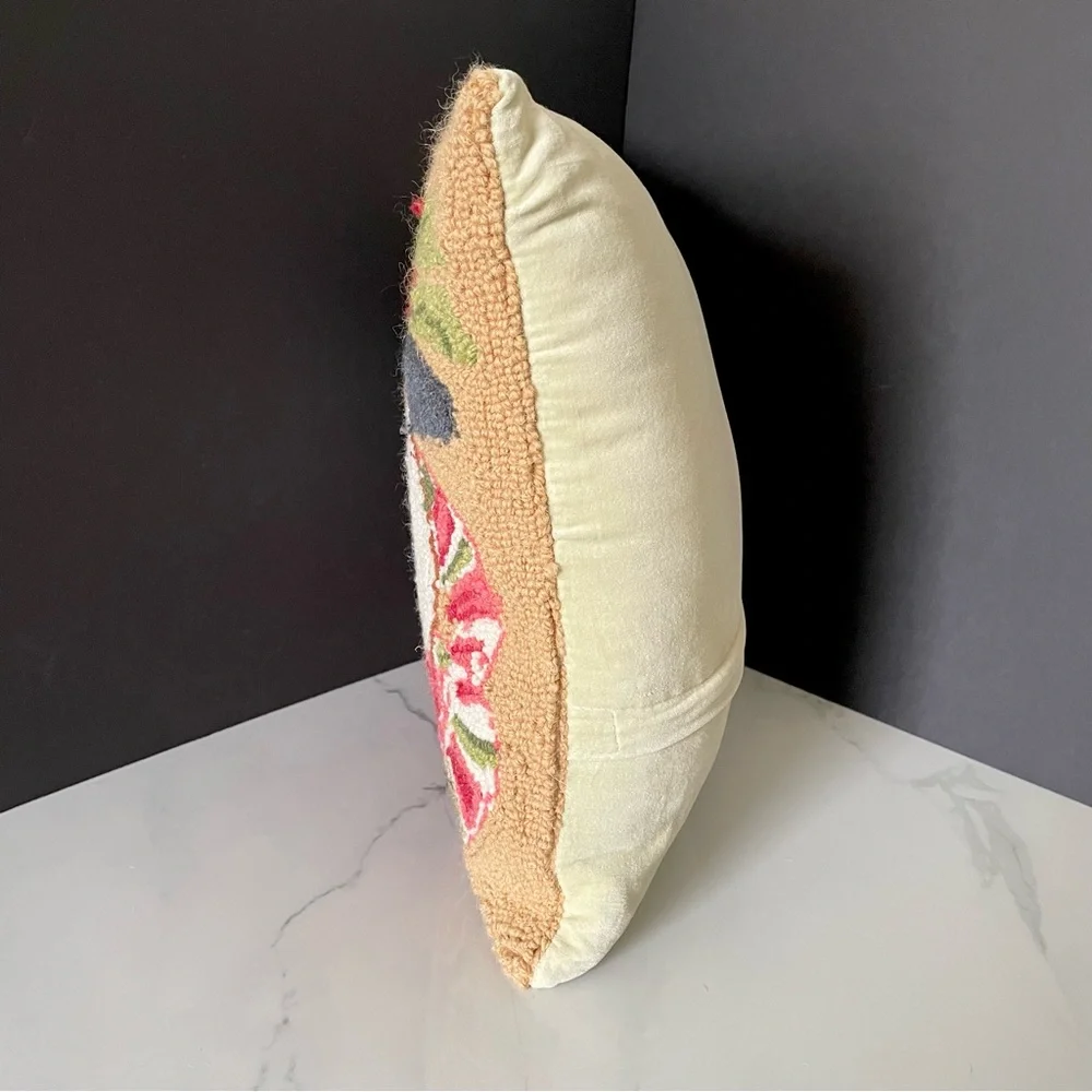Snowman Wool Hook Pillow by Peking Handicraft